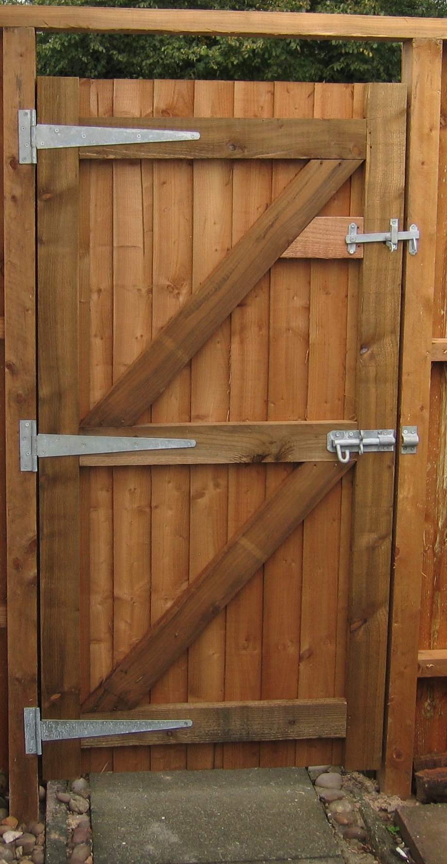 Gate Frames Hodges Lawrence Ltd, How To Fit A Wooden Garden Gate